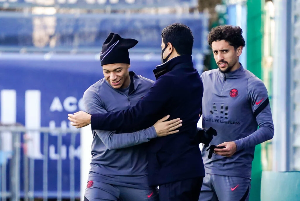 Mercato PSG : Kylian Mbappé a trompé le Paris SG ! La preuve tombe 4 Kylian Mbappé et Nasser Al-Khelaïfi