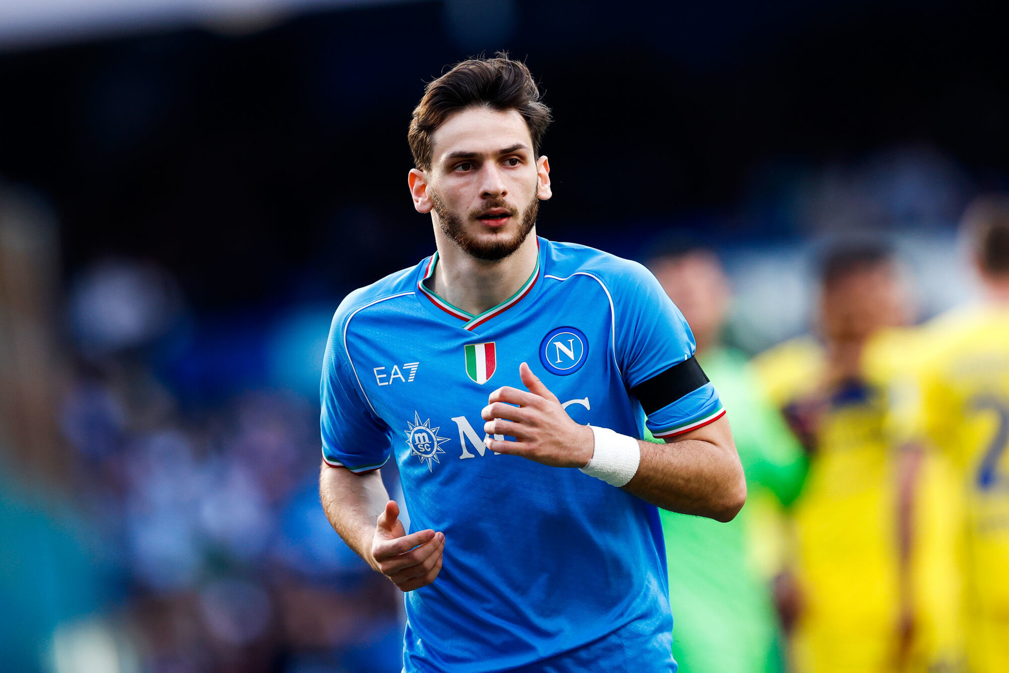 Coup de tonnerre à Naples : Khvicha Kvaratskhelia proche du PSG ?