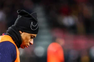 Choc au PSG : Après Kylian Mbappé, un autre cadre sur le départ ? 5 Kylian Mbappé