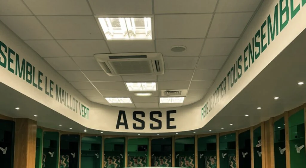 ASSE : Cette recrue envoie déjà un message fort ! 4 vestiaires de l'asse