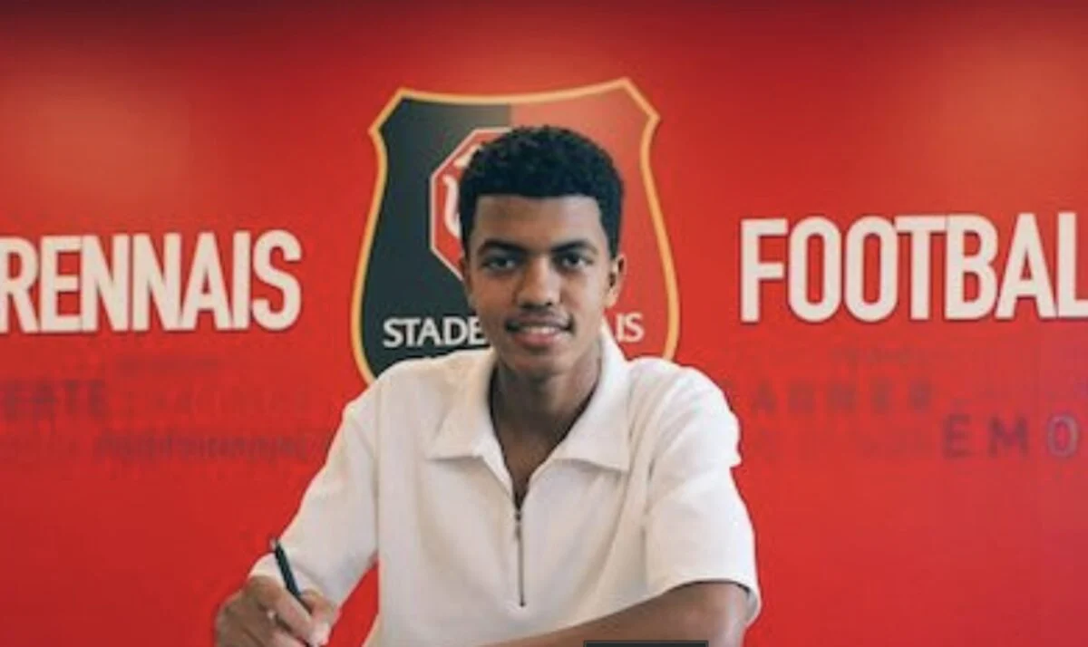 Mercato: le marocain Abdelhamid Ait Boudlal signe au SRFC ! 4 Abdelhamid Ait Boudlal signe au Stade Rennais