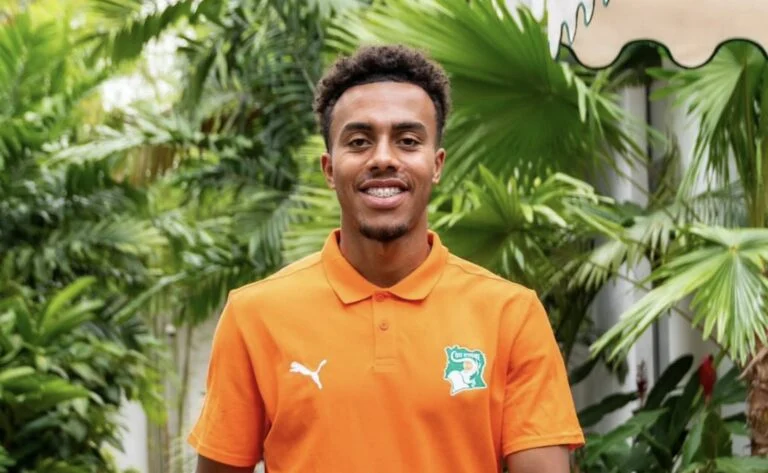 Guela Doué, latéral droit du RC Strasbourg et de la Côte d'Ivoire.
