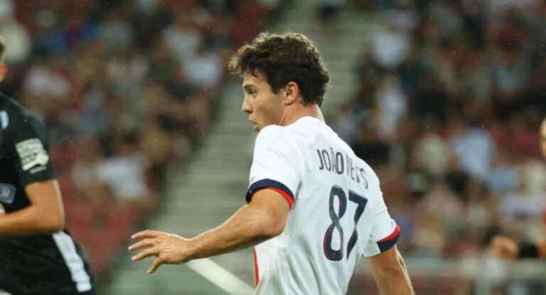 PSG : João Neves arrivé blessé au Portugal, Jorge Jesus rassure 35 Première de Joao Neves au PSG