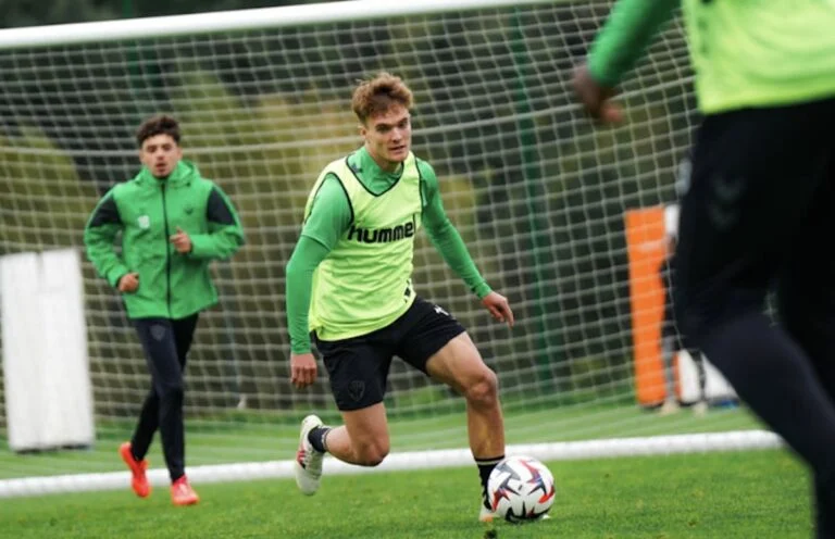 ASSE : L'annonce forte de Ben Old avant le choc contre le Red Star 32 Ben Old