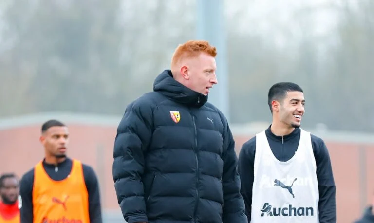 Mercato RC Lens : Will Still regarde en Belgique