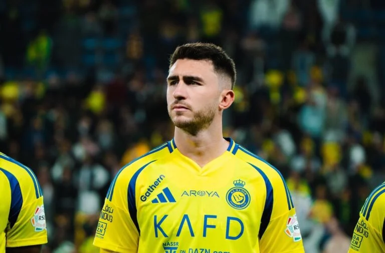 aymeric-laporte ciblé par l'OM