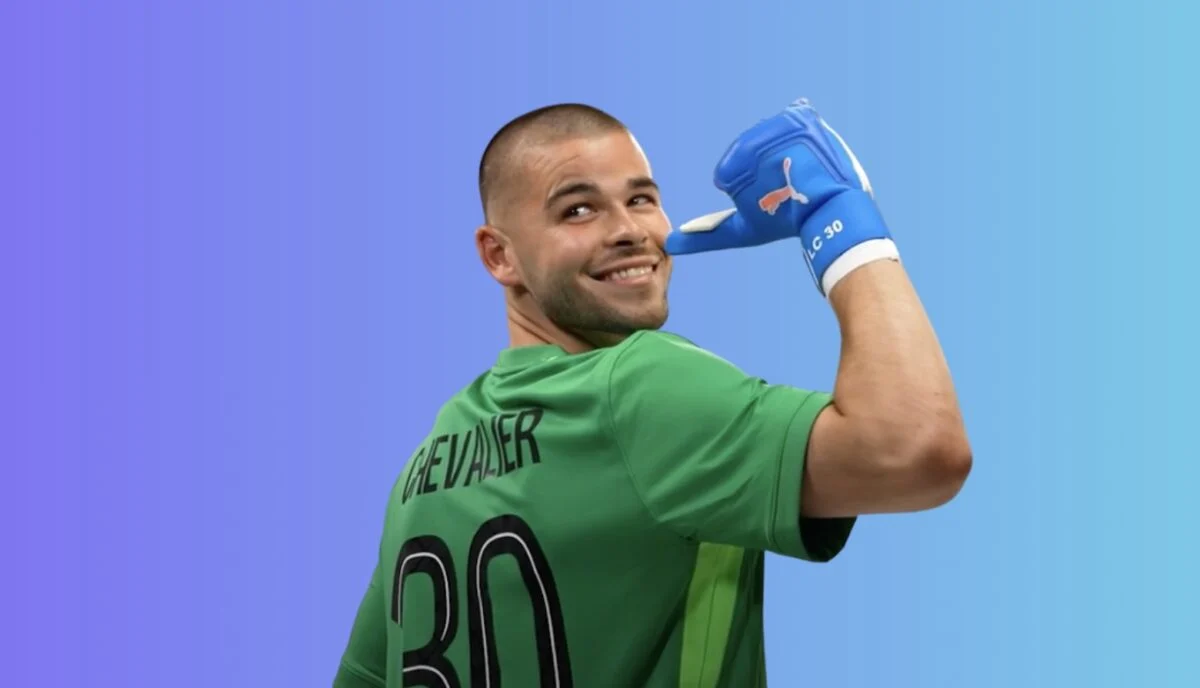 Mercato PSG : Chevalier bloque l'arrivée d'une recrue XXL 4 Lucas Chevalier