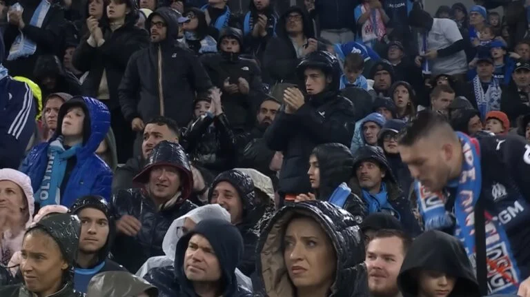 OM-PSG : Une 4e défaite de suite et Marseille est déjà relégable 44 supporters de l'OM inquiets suite au malaise de Bilal Nadir