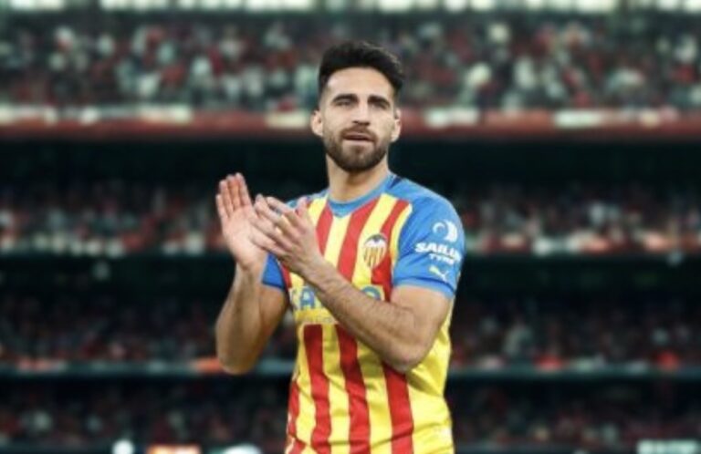 Le défenseur suitte Eray-Comert de Valence proche de l’ASSE