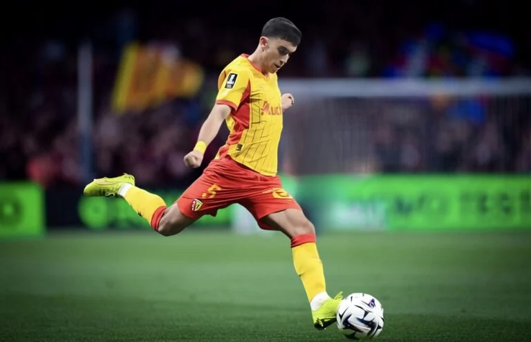 RC Lens : Andrija Bulatovic recalé après l’offensive d’Al-Ahli