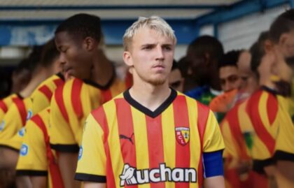 Maik Nawrocki, joueur du RC Lens