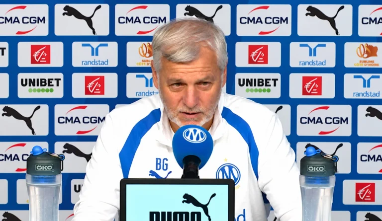 OM : coups de pied arrêtés, une faille énorme avant Angers 14 Bruno Genesio - entraîneur de l'Olympique de Marseille (OM)