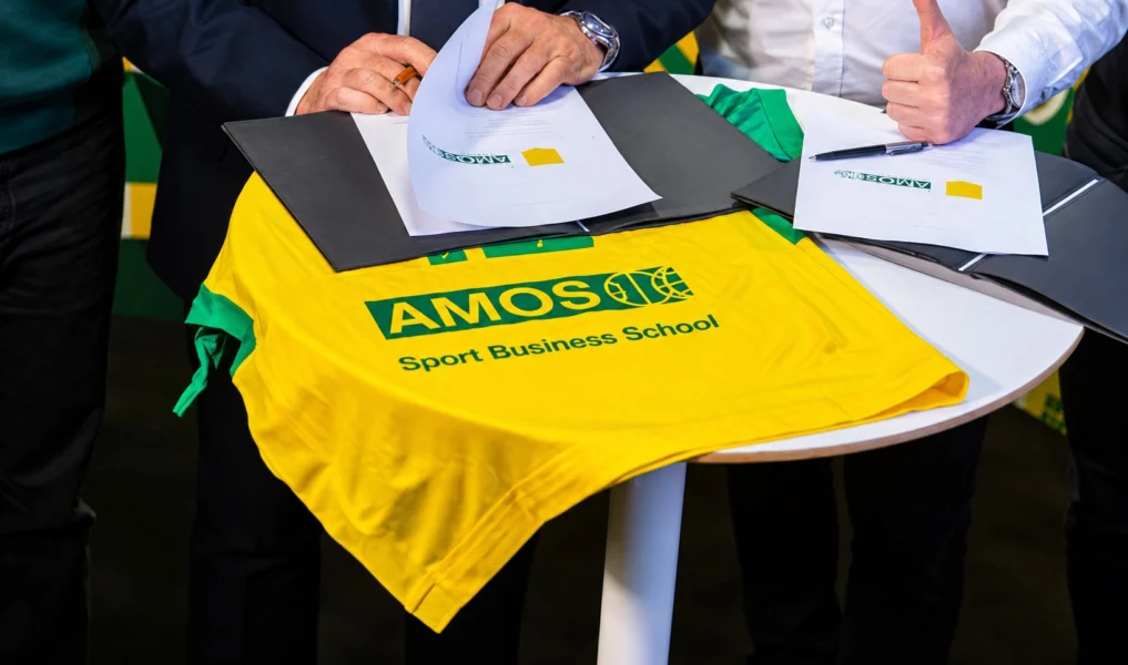 FC Nantes : AMOS, sponsor premium du maillot de l'académie 4 FC Nantes : AMOS, sponsor premium du maillot de l'académie