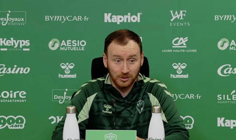 Classement Ligue 2 : l'ASSE en tête avant d'aller défier le Red Star 2 Ian Cathro et l'ASSE