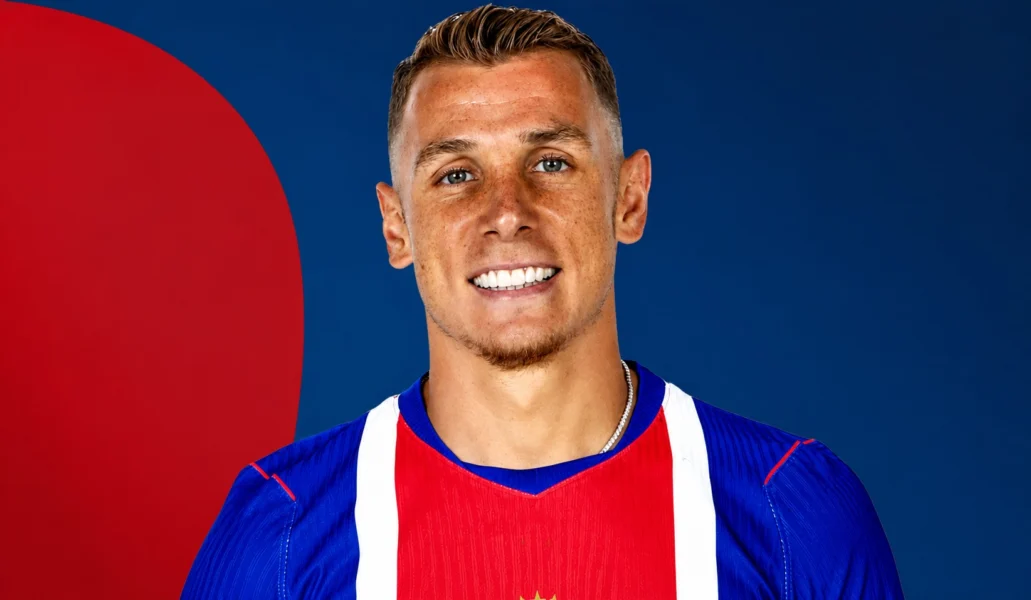 PSG-Barça : Larqué redoute l'humiliation de Lucas Digne par Lamine Yamal 4 Lucas Digne (PSG)
