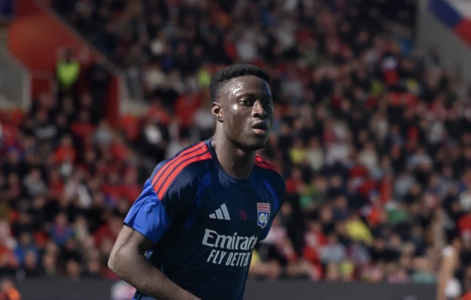 Mohamed Ouédraogo (OL) : rupture du ligament croisé à 23 ans 4 Mohamed Ouédraogo (OL) blessé